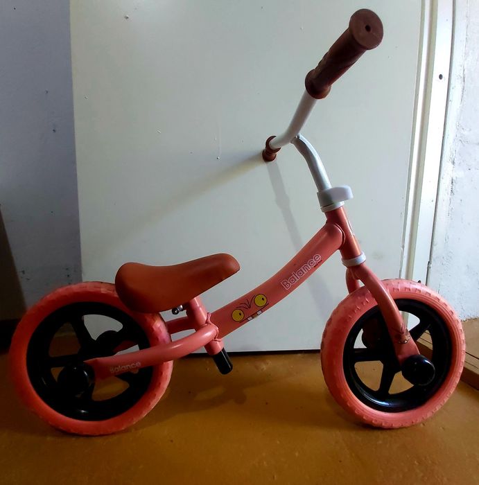 Продаётся беговел Balance