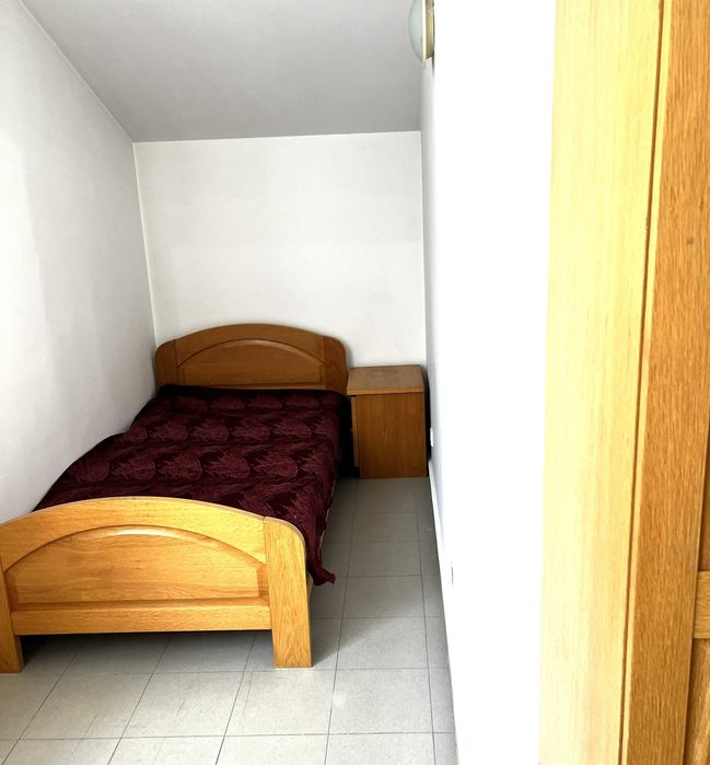 Единичен спален комплект, масив - легло, гардероб, нощно шкафче