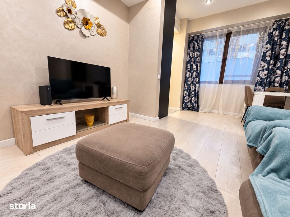 3 camere Central Palas Mall Bloc Nou