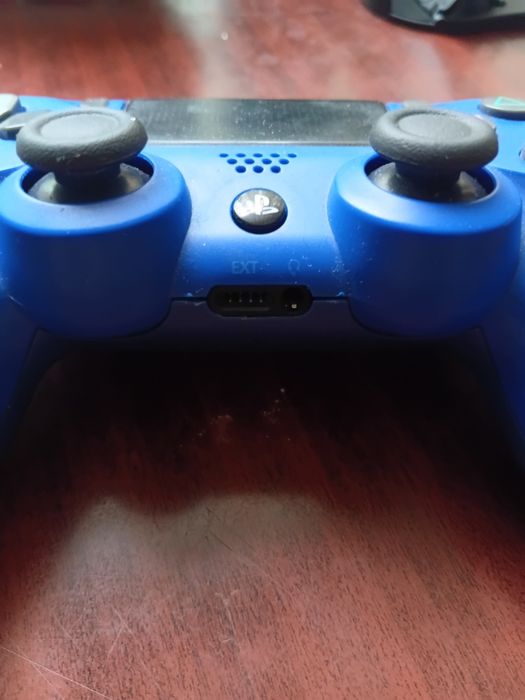 Sony DualShock 4 V2 (CUH-ZCT2E)