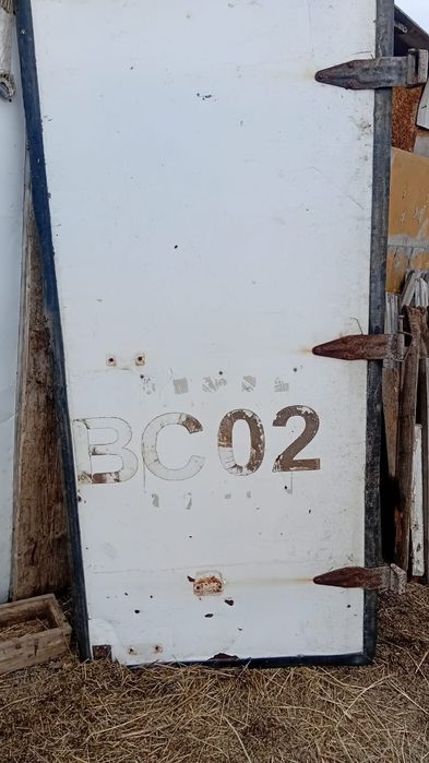 Дверь газель.  .