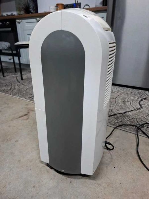 Dezumidificator Trotec TTK100S, 30l/zi, Debit 200mc/h