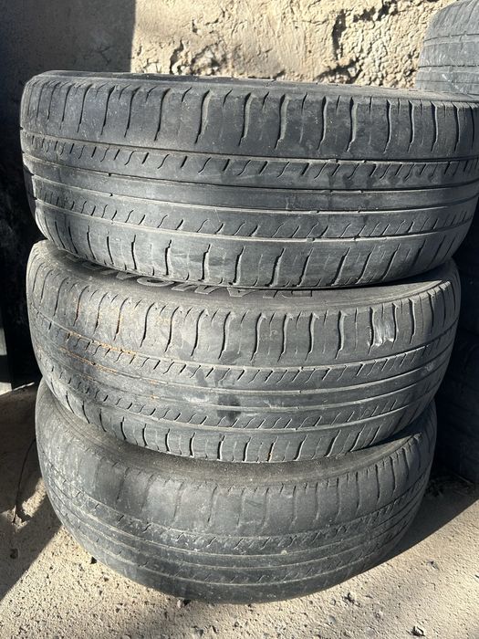 Летняя резина б/у 3шт r14