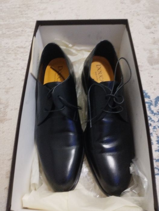 Продам обувь новая