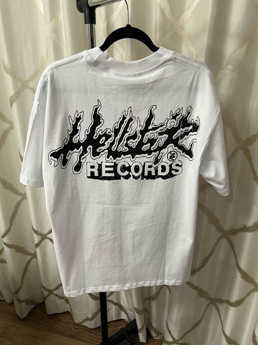 Hellstar Тениска