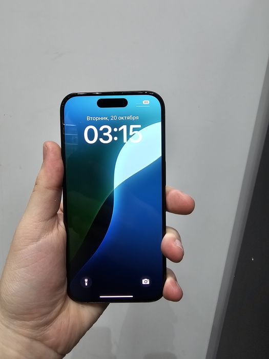 IPhone 15 pro чёрный 256gb