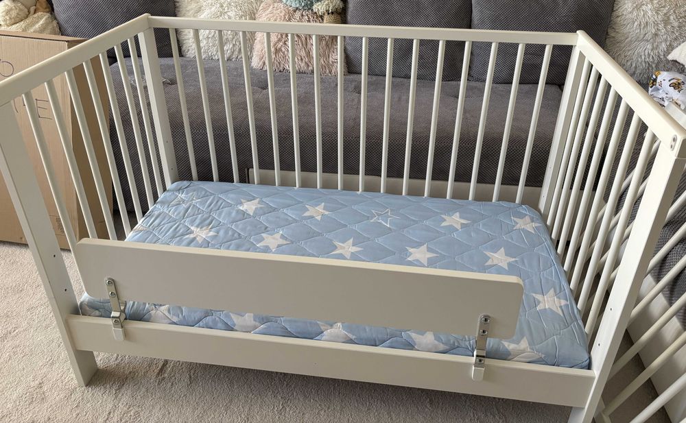 Икеа GULLIVER бебешко креватче, 60x120 см, бяло + матрак + парапет