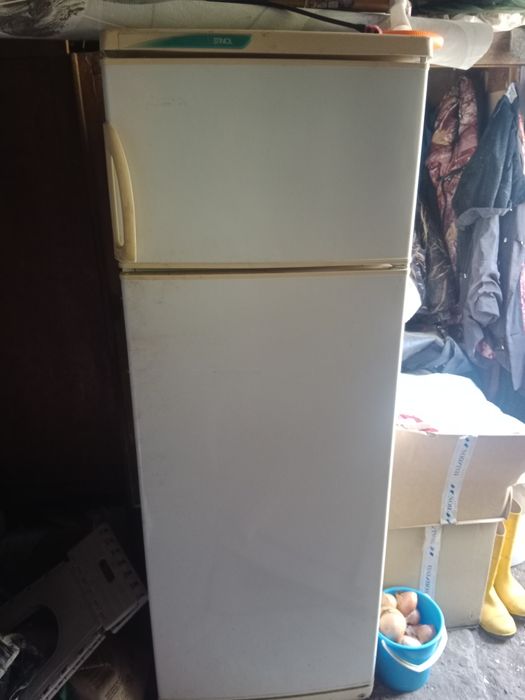 Продам холодильник