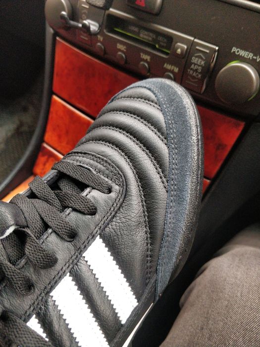 Adidas Mundial Team сороконожки бутсы футзалки