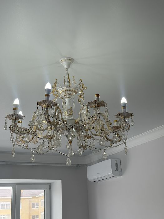 Продам люстры в хорошем состоянии