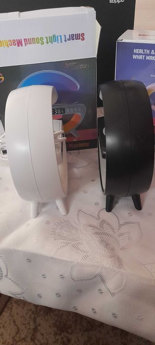 Smart LED Лампа Безжично Бързо Зареждане, Часовник