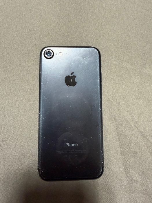 Продам Айфон 7 256гб