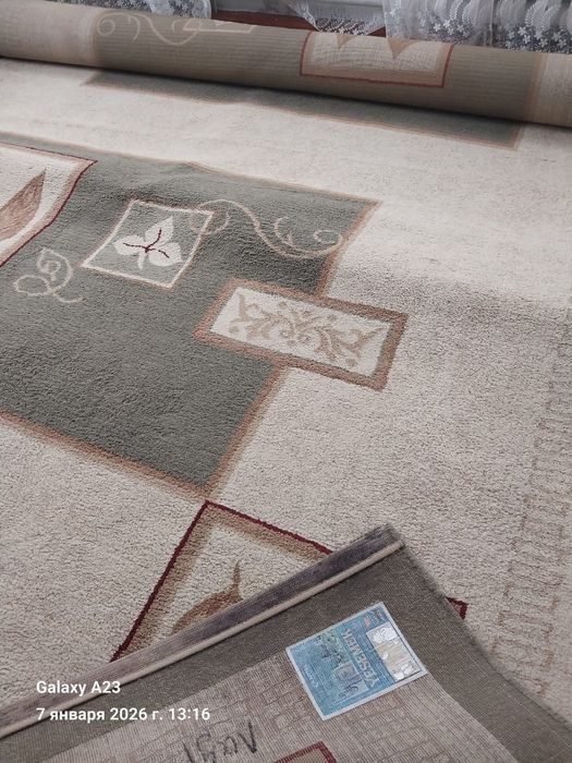 Продам ковёр 2,5*5 м