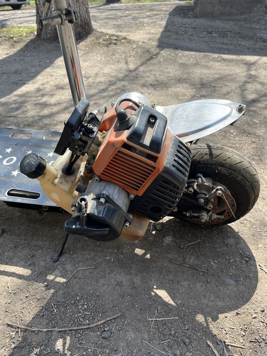 Самокат бензиновый