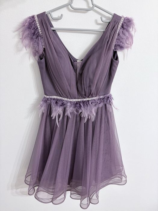 Rochie eleganta cu pene