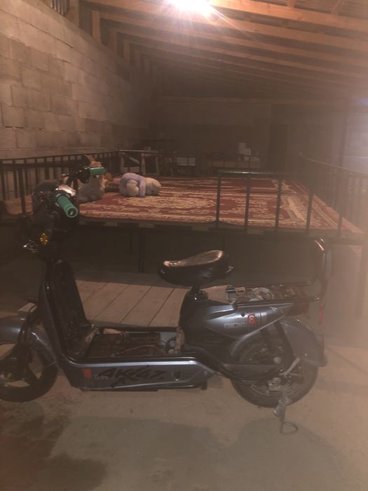 Скутер модел ск8 цена 15К