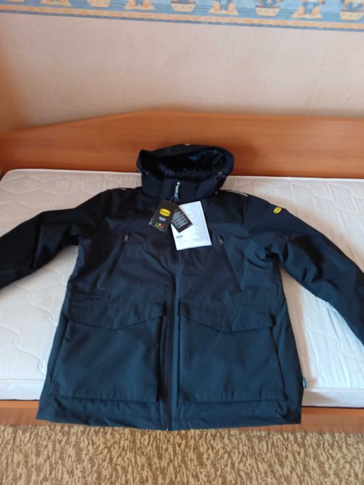 Ново зимно яке Diadora