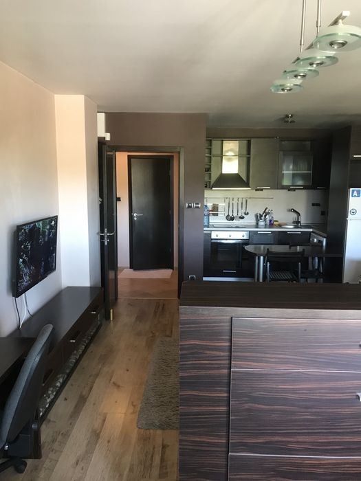 Дава се под наем Едностаен апартамент в София, Център - 41 кв.м за 326.4 € - Снимка #2