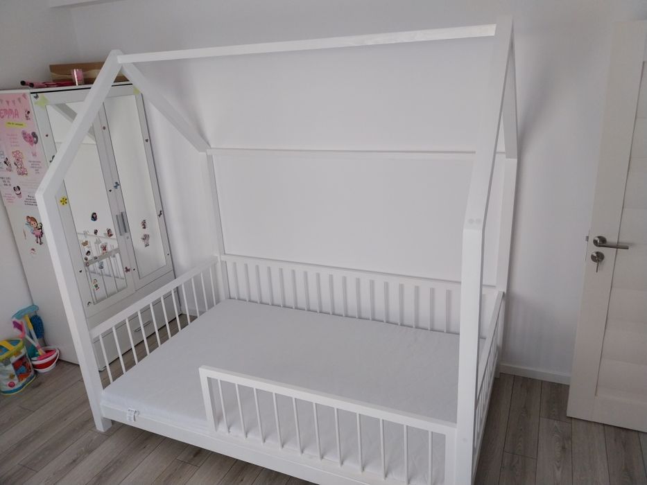 Pat casuta montessori