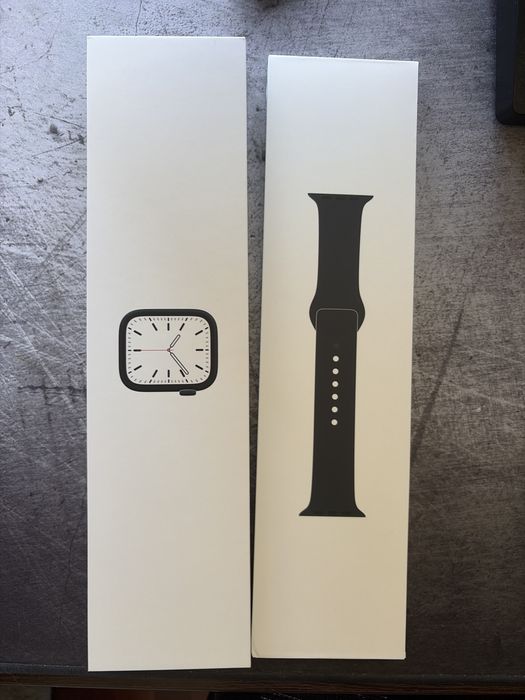 Продаю Apple WATCH Series 7 Midnight БУ