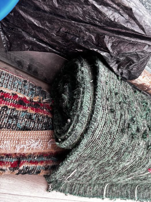 Продам большой рулон ковролина