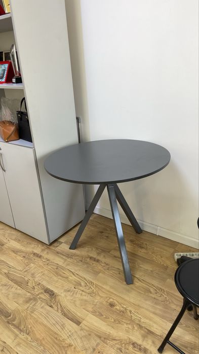 Продам шкаф, диван, стол