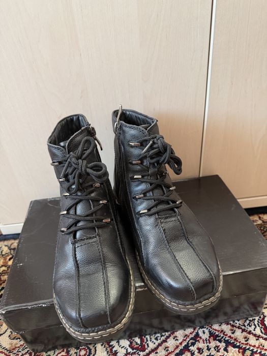 Зимние ботинки. Кожа