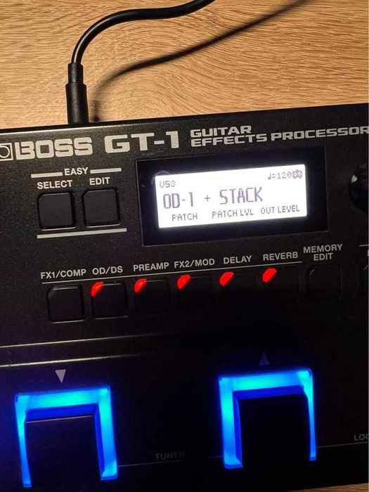 Процесор китара BOSS GT-1