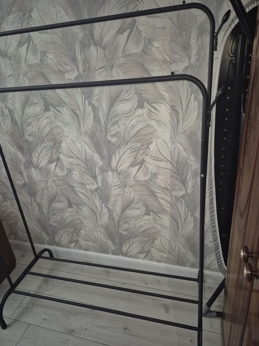 Вешалка для дома и одежды