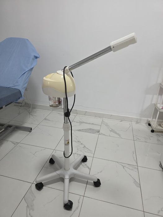 Pat cosmetica si vapozon profesional