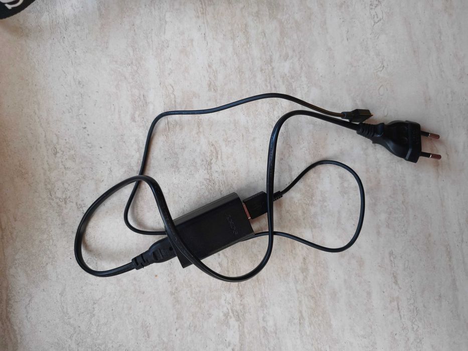 Sony a6100 + аксесоари