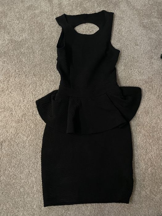 черни къси рокли адидас feered