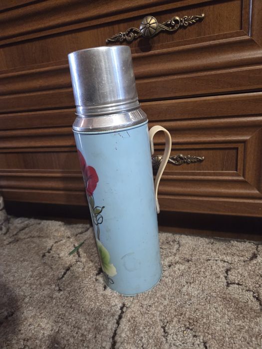 Ретро Термос с декорация