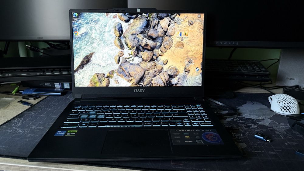 Laptop gaming MSI Cyborg