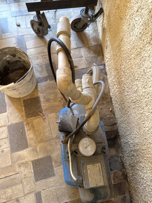 Насос для повышения и циркуляции