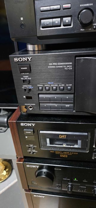 Продавам дек SONY TC-C5