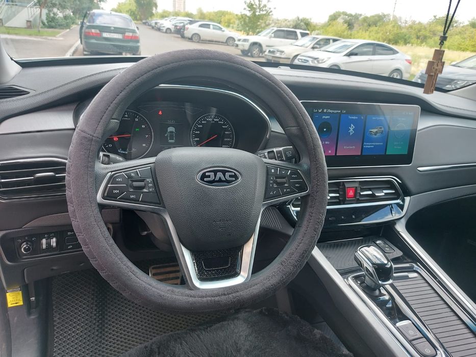 Продам Jac s7 ,пробег 22700км