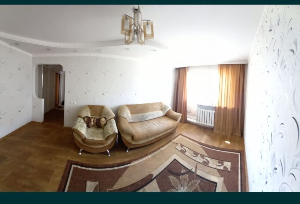 Продам 2 ком квартиру.