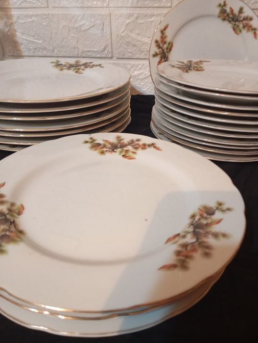 Продаются тарелки