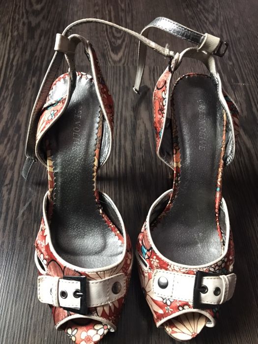 Дамски обувки