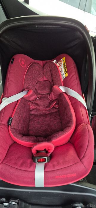 Scoica maxi cosi pebble cu baza isofix