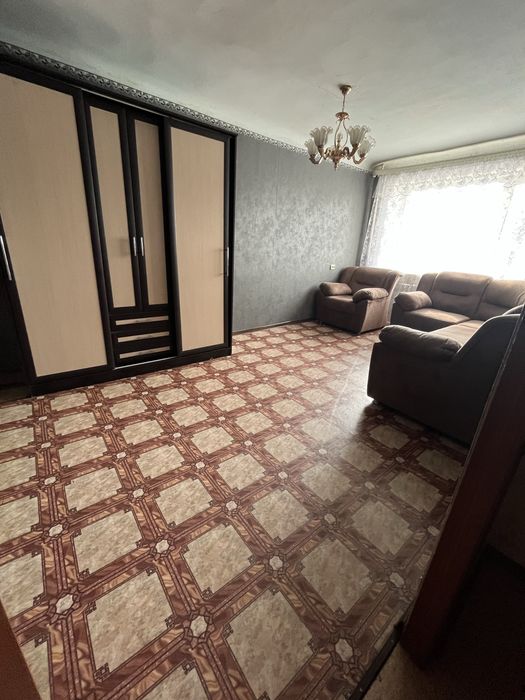 Продам двухкомнатную квартиру !