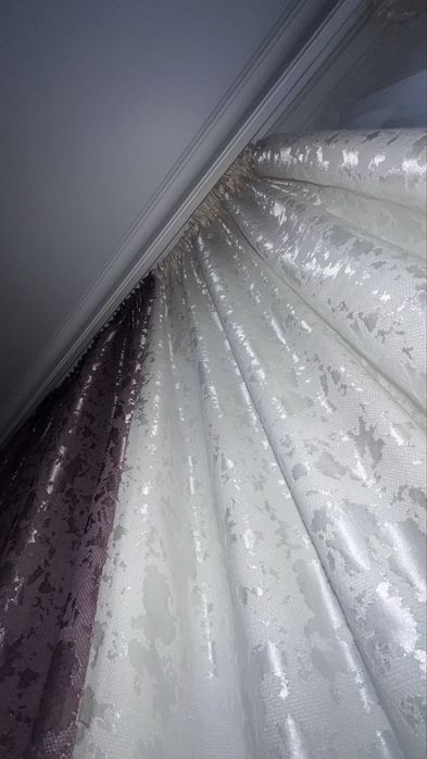 Шторы и тюль продаются