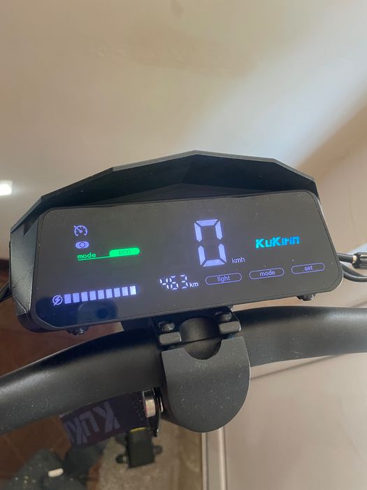Trotinetă electrică kukirin g2