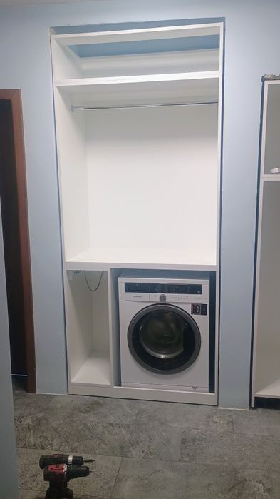 Мебели по поръчка