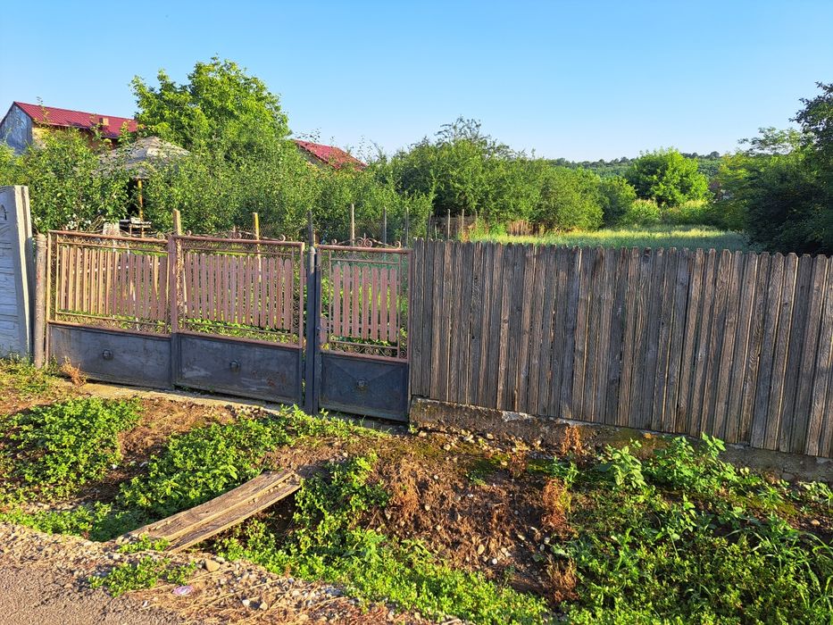 Teren intravilan  650  mp Podenii Noii