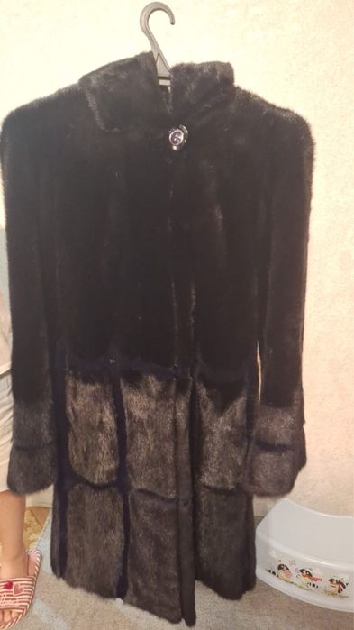 Продам норковую шубу