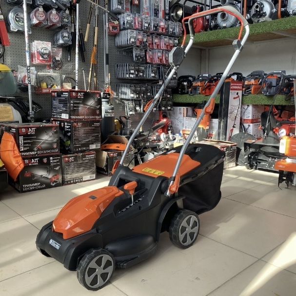 Аккумуляторная газонокосилка Oleo-Mac Gi 40 P Brushless