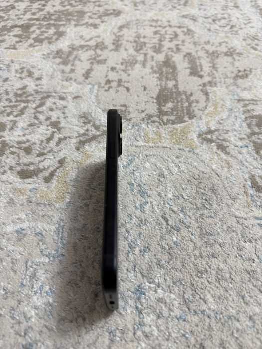 iPhone 15 128 гигабайт черный