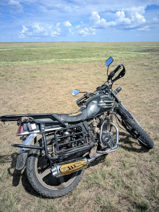 Мотоцикл Gsx Suzuki
